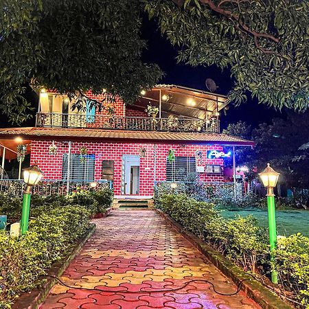 Lsq Sunita Farms Chinchavli Exterior foto
